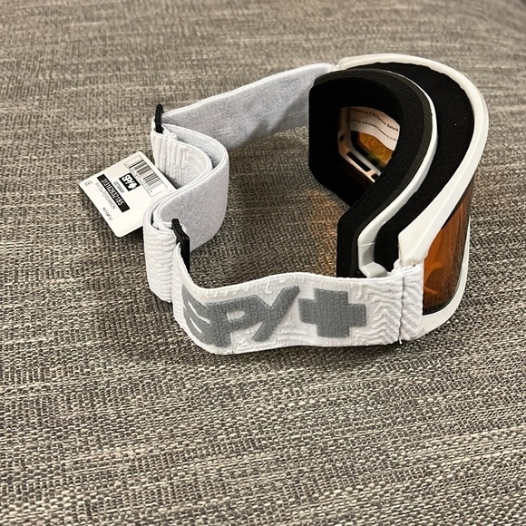 Spy Getaway Goggles - Picture 3 of 5